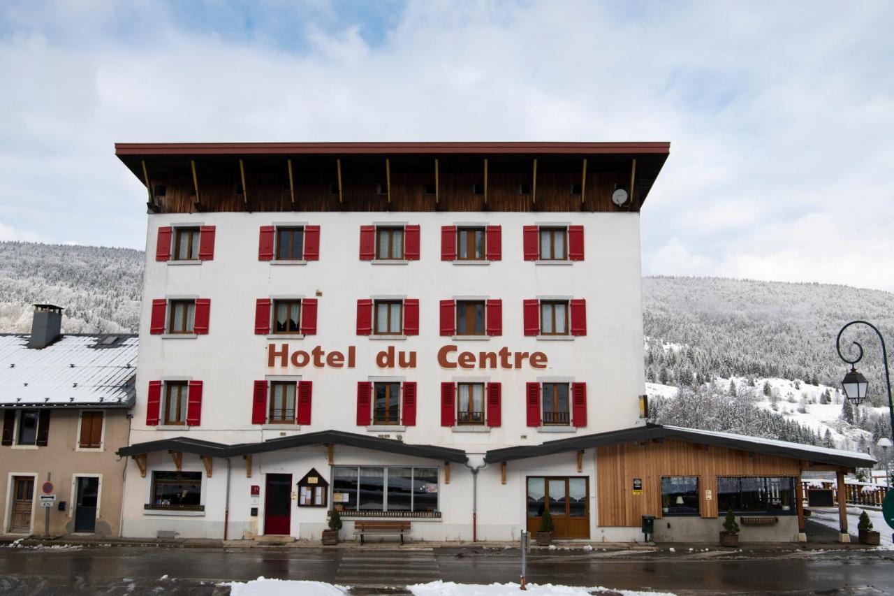 Hotel Restaurant Le Centre Lélex Exteriör bild